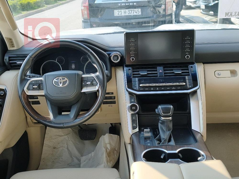 تويوتا لاندكروزر